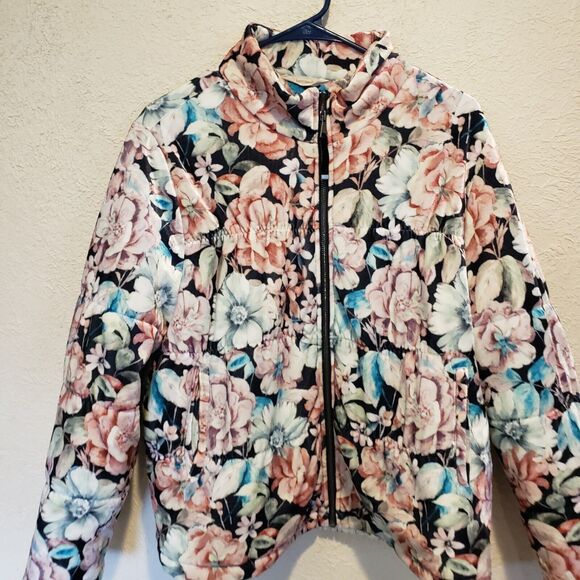 SOFT SURROUNDINGS Black Floral Puffer Jacket Medium Full Zipper - Picture 5 of 10